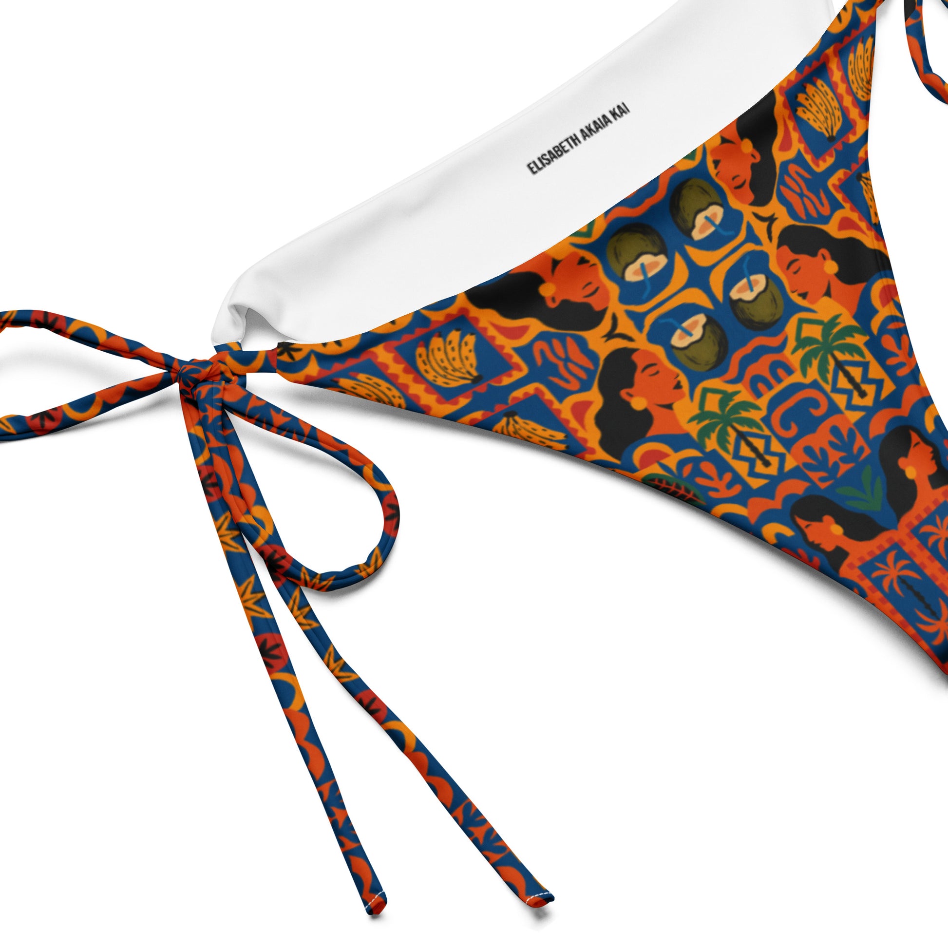 Bikini bas Isla Sol Élisabeth Akaïa Kaï, imprimé artistique exclusif inspiré de l’Afrique et des îles, confection éthique en polyester recyclé, luxe et confort pour l’été.