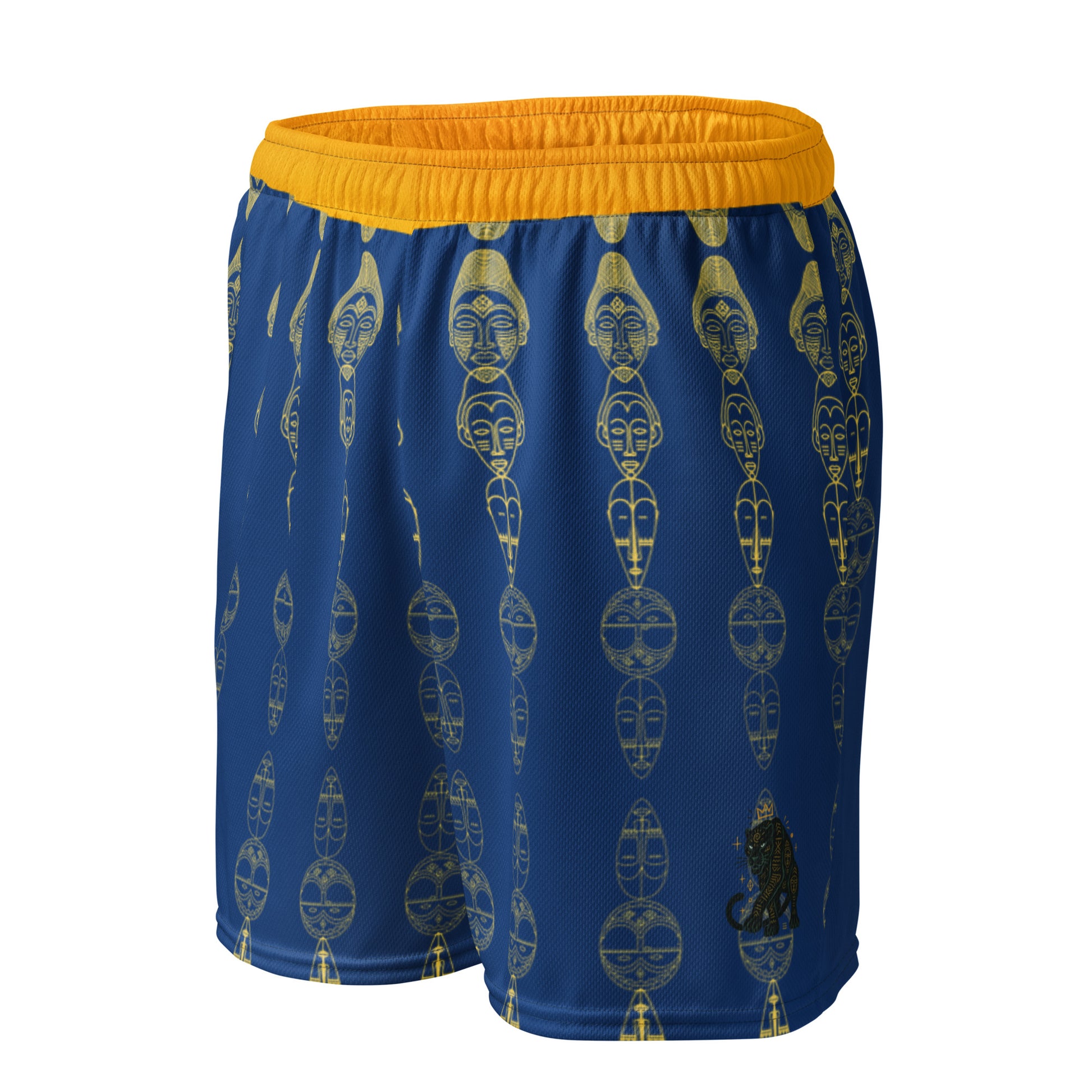 Le short unisexe Ngɔ Éboga, dans sa version avant, présente une ceinture dorée contrastante et des symboles culturels gabonais.
Une création alliant art, sport et identité.