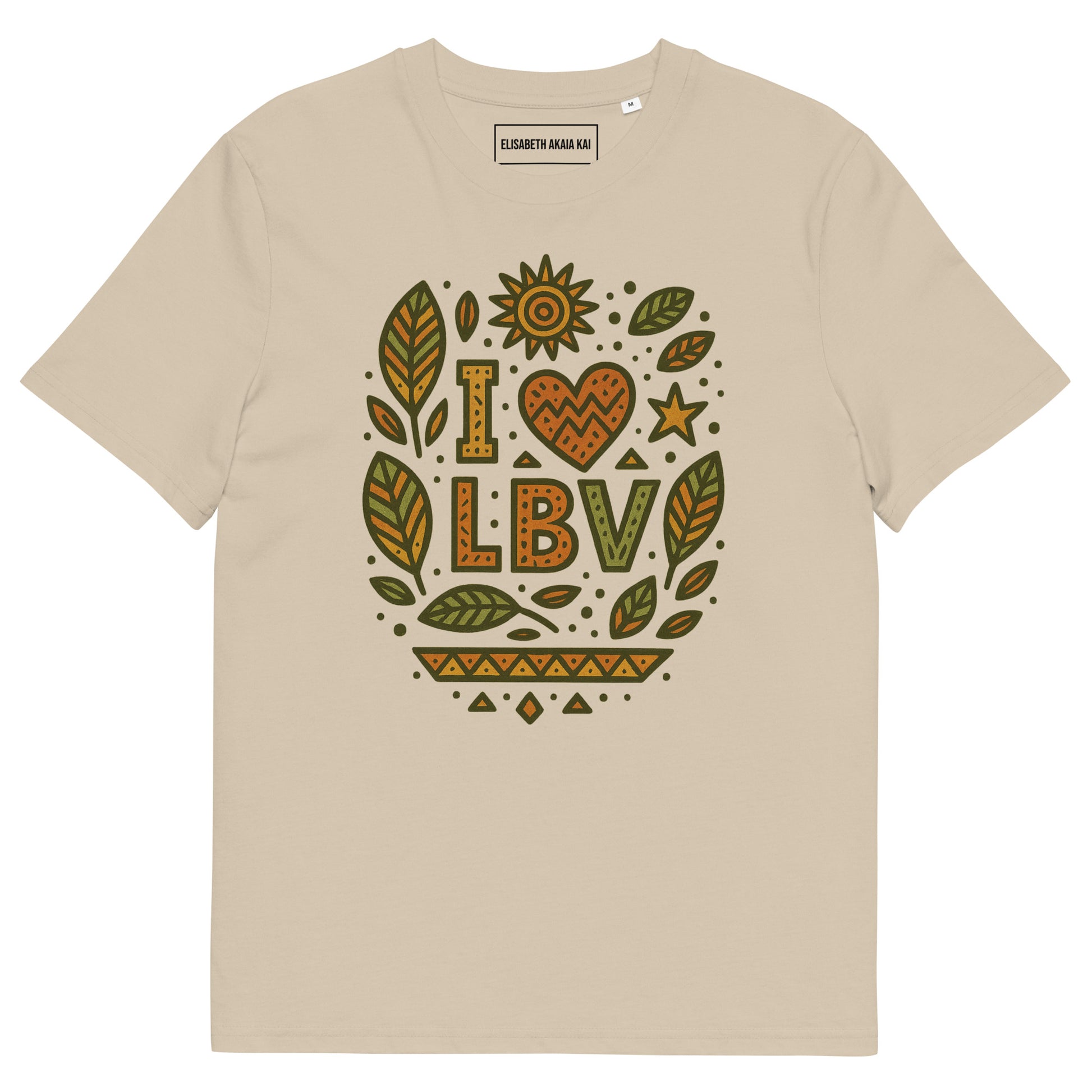T-shirt beige sable en coton bio avec imprimé “I ❤ LBV” et inspiration nature gabonaise – feuilles badamier.