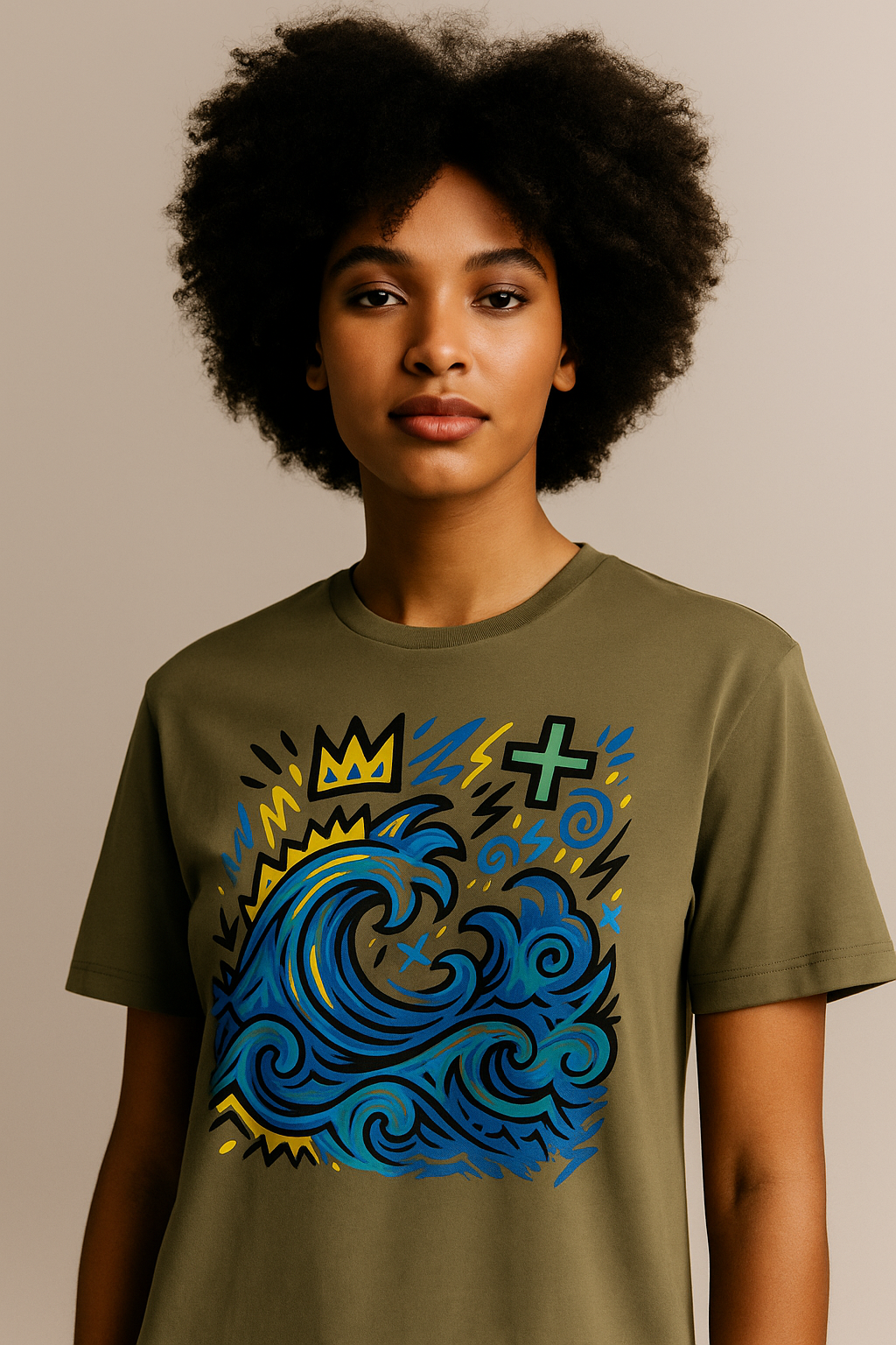 T-shirt Ondja kaki unisexe coton bio, imprimé exclusif vague bleue stylisée avec couronne jaune et symboles, mode gabon luxe
