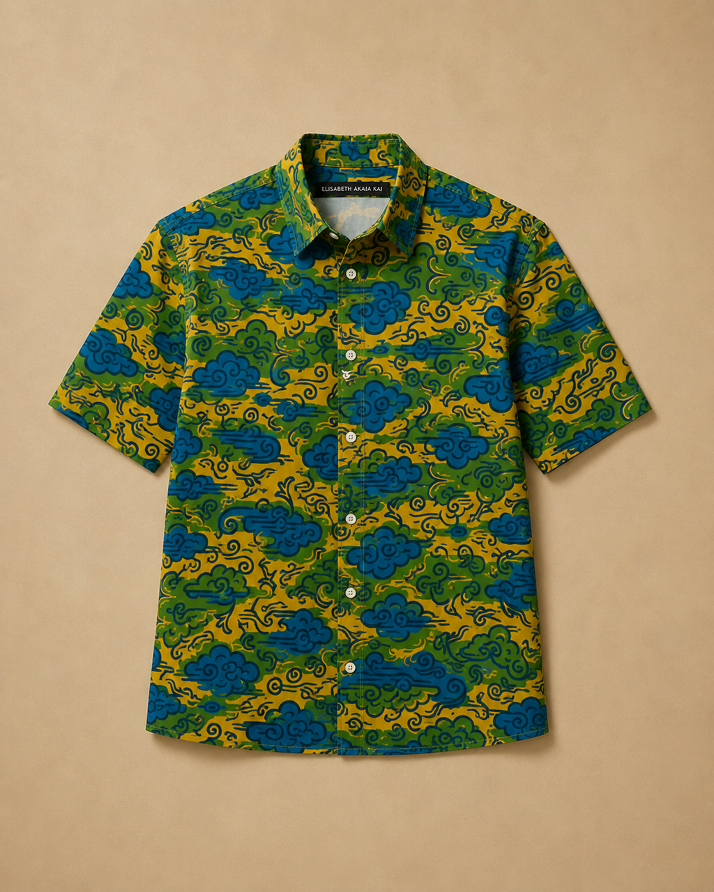 Vue face de la chemise homme imprimée Élisabeth Akaïa Kaï. Motifs artistiques exclusifs, coupe moderne et esthétique afro luxe contemporaine.
