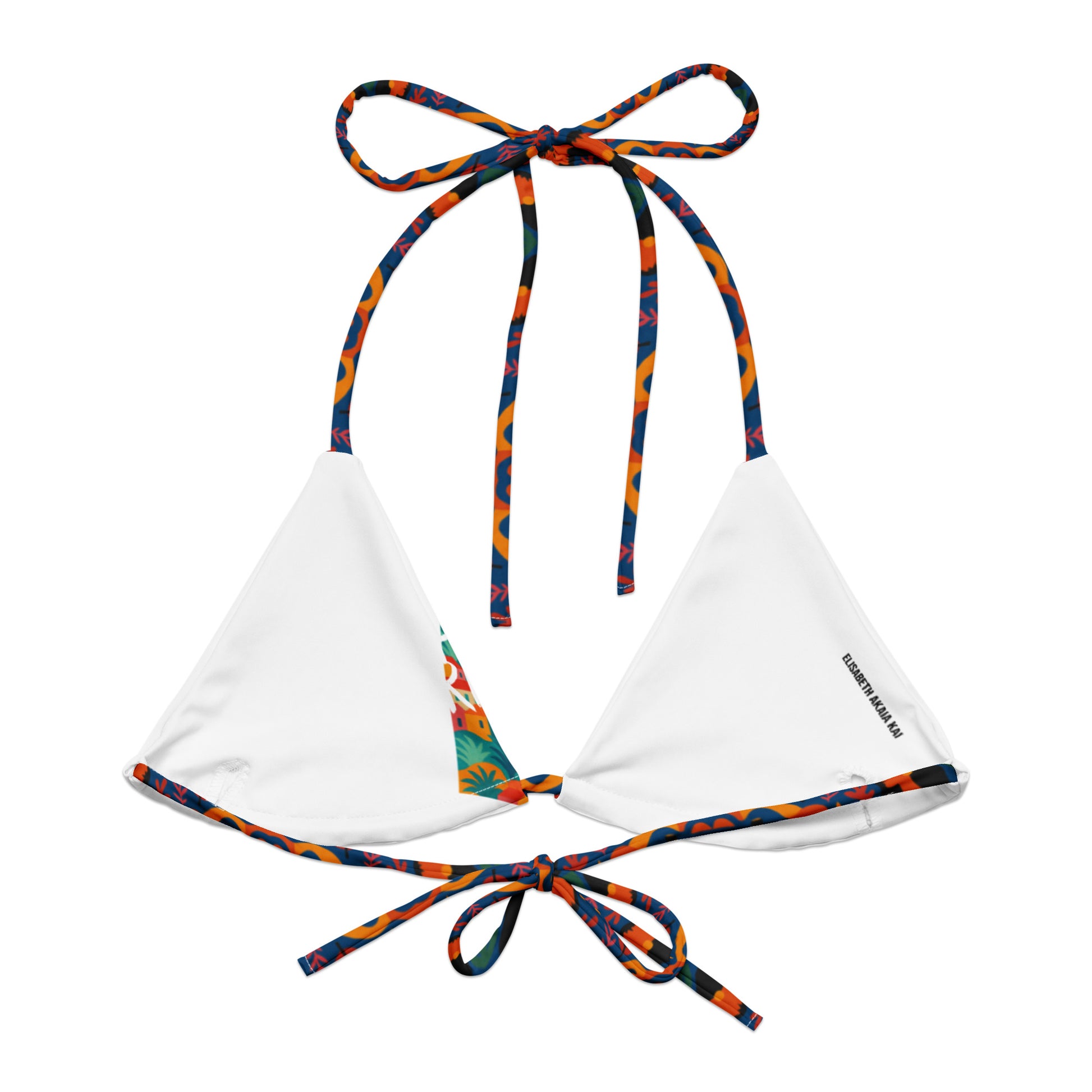 Zoom sur l’imprimé coloré et multiculturel du bikini Isla Sol, tissu doux en polyester recyclé, inspiration solaire et afro-méditerranéenne