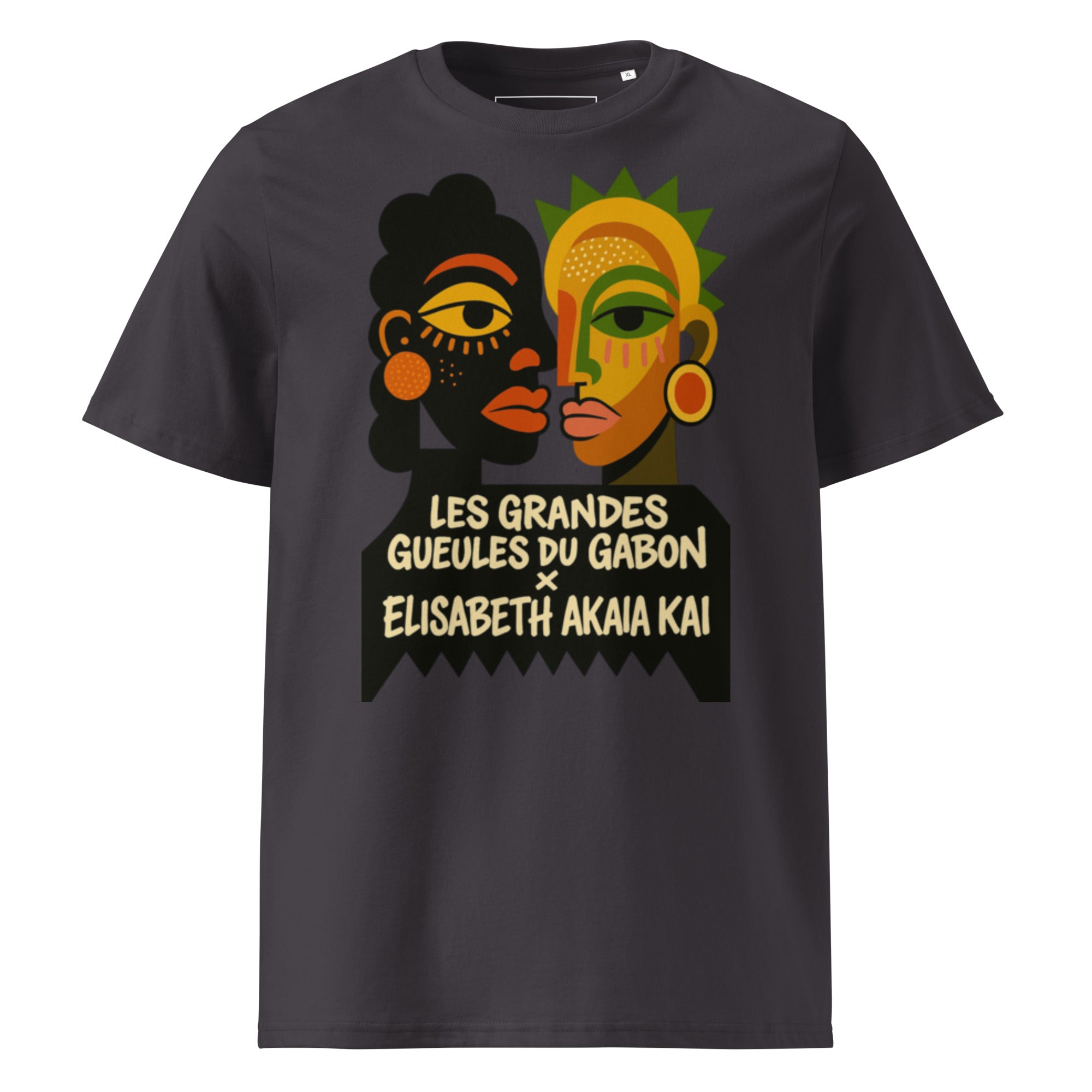 Une interprétation moderne de MEBOKO où art, mémoire et design contemporain se rencontrent dans une création exclusive.