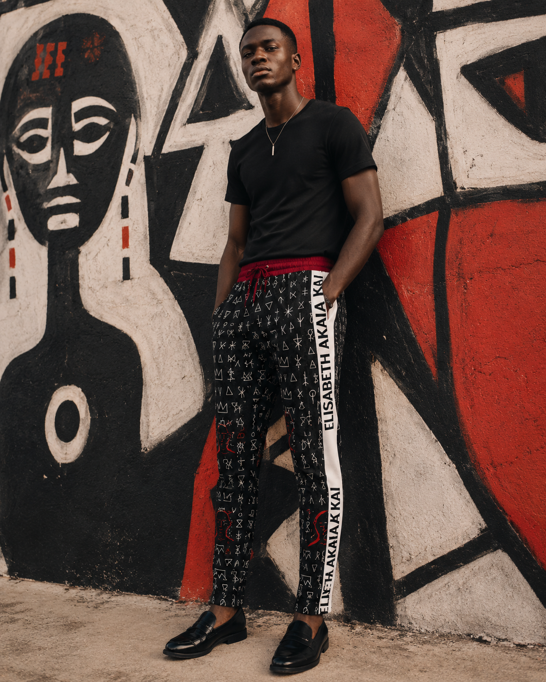 Inspiré par l'art contemporain africain, le pantalon Boma associe design graphique, coupe moderne et finitions haut de gamme. Une pièce forte imaginée comme une œuvre à porter.