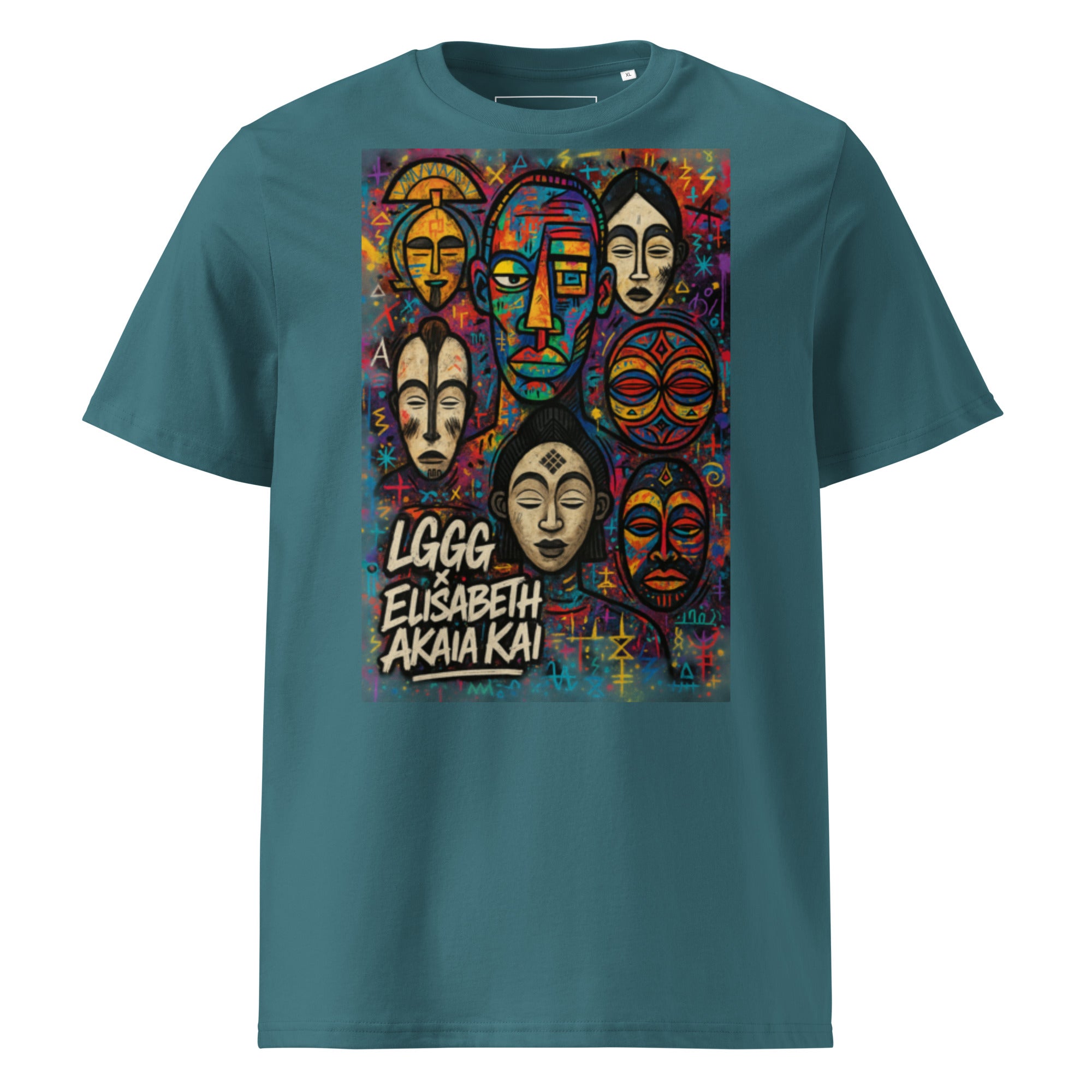 Le t-shirt MEBOKO Vert Emeraude associe la profondeur du vert à une œuvre graphique inspirée des traditions africaines. Une création artistique produite à la demande.