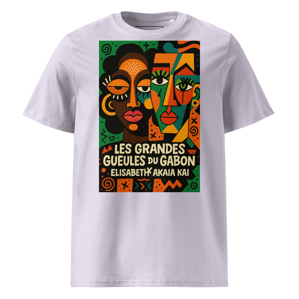 T-shirt lavande Les Grandes Gueules du Gabon avec œuvre graphique africaine contemporaine aux couleurs solaires.