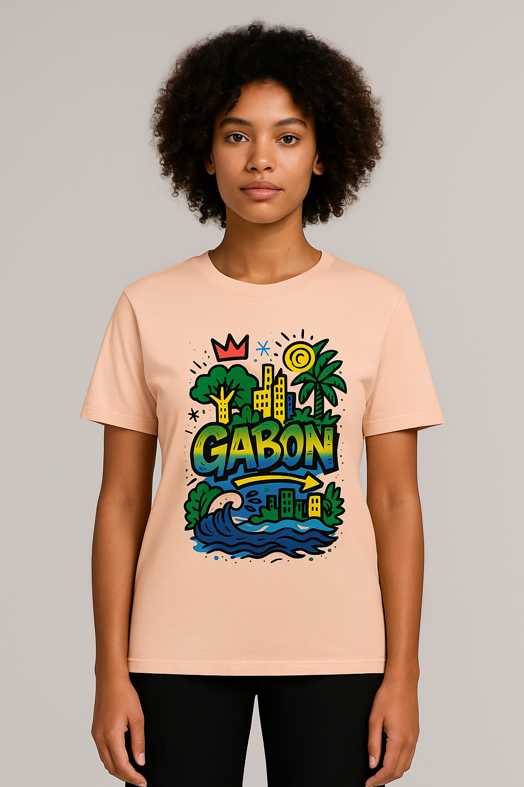 T-shirt pêche clair coton bio, imprimé Gabon coloré solaire, coupe unisexe afro luxe gabonais.