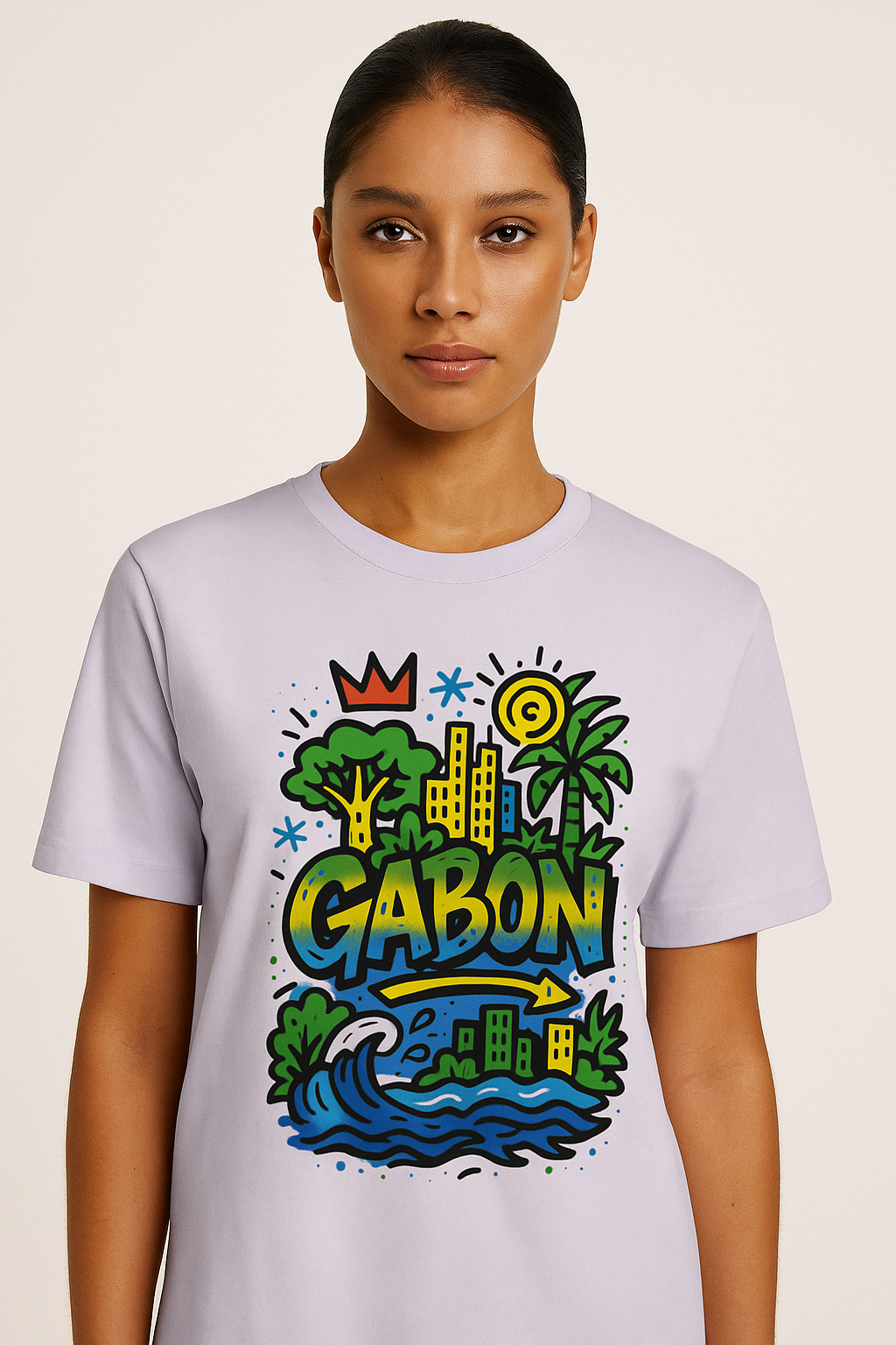 T-shirt lavande clair coton bio, imprimé Gabon coloré jaune, vert et bleu, coupe unisexe afro luxe.