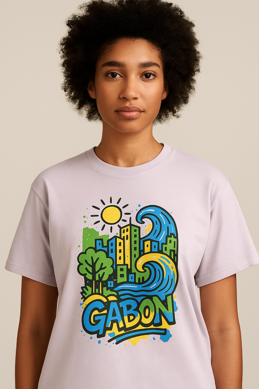T-shirt lavande Ondya en coton bio premium, imprimé coloré Gabon afro luxe, mode durable et haut de gamme.