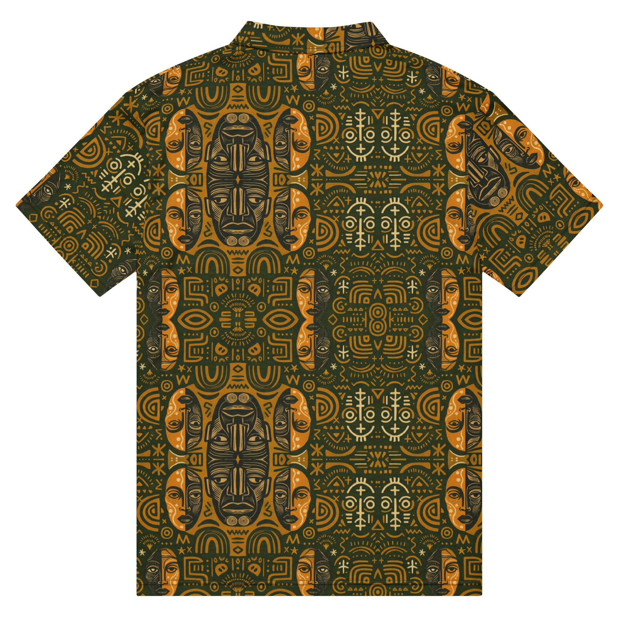 Vue arrière du Polo Kasuba – Collection Rituels Solaires. Polo de luxe imprimé all-over avec motifs solaires et ethniques en tons or et vert profond, coupe cintrée et élégante.
