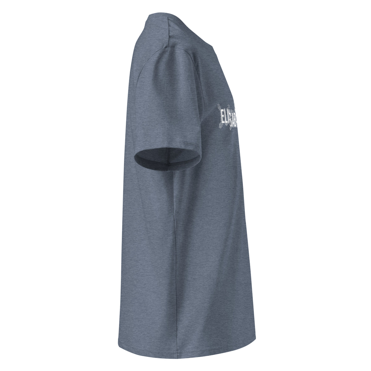 Profil droit du t-shirt KAÏ bleu chiné pour homme, avec aperçu de son motif blanc sur la poitrine.